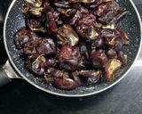 A picture of step 3 of Khajur nuts gond pak / healthy and tasty this winter special.