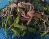 Foto langkah ke 8 dari resep Tumis Kangkung Teri Nasi.