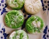 Hình bước làm 3 của món Bánh trung thu bột gạo trà xanh