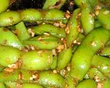 Foto langkah ke 3 dari resep Spicy Garlic Edamame.