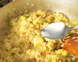 Foto del passaggio 4 della ricetta Risotto di cavolo cappuccio e pancetta affumicata