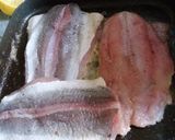 Foto del paso 3 de la receta: Merluza a la plancha con mantequilla