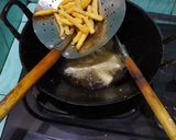 Foto langkah ke 4 dari resep Shoestring French fries.