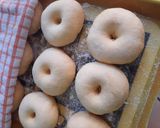 Foto langkah ke 4 dari resep Donat Maizena 3 Toping.