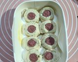 Gambar langkah 2 resipi Roti Sosej Lunch Box.