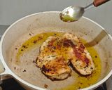 Foto langkah ke 6 dari resep 205. Pan Seared Chicken Breast.