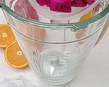 Foto langkah ke 1 dari resep Orange Pitaya Yogurt Slushie.
