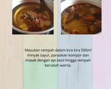 Foto langkah ke 3 dari resep Chilli Oil.