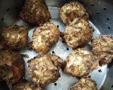 A picture of step 4 of Dry Veg.Manchurian.