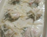 Foto del paso 4 de la receta Gratín de huevos rellenos de espinacas y gambas