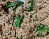 Foto del paso 3 de la receta: Rajas de poblano con picadillo y queso fresco