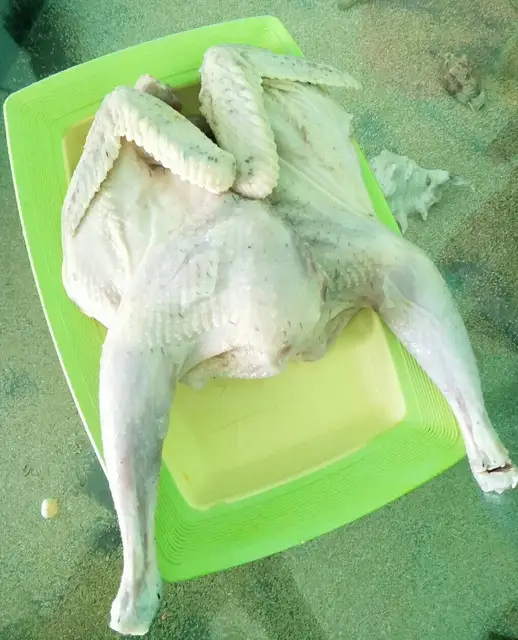 Langkah-langkah untuk membuat Resep Lalapan Ayam Kampung