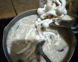 Foto langkah ke 3 dari resep Tom Kha Gai.