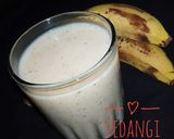 A picture of step 4 of Banana Milkshake (Sugarfree).