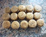 Foto del paso 2 de la receta: Cupcakes decorados caseros