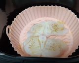 Foto del paso 2 de la receta: Rape en airfryer con espinacas cremosas