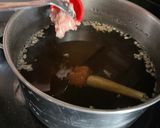 Foto langkah ke 2 dari resep Thai Chicken Soup.