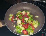 Foto del paso 1 de la receta: Spaghetti con salsa de atún