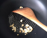 炒泡麵系列-蝦仁高麗菜炒泡麵的食譜步驟1照片