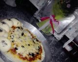 صورة لخطوة 6 من وصفة يمي بيتزا 🍕