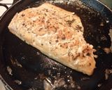 Foto del paso 3 de la receta: Salmón a la plancha con papas fritas