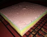 Foto langkah ke 15 dari resep Bolu Rainbow Kukus 7 Telur.
