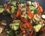 Foto del paso 4 de la receta: Revuelto de verduras con Soja y sésamo