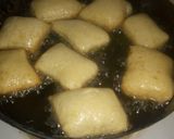 A picture of step 6 of Eggless Ginger doughnuts.