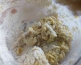 A picture of step 5 of Mandazi.