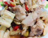 รูปขั้นตอนการทำที่ 2 ของ ไก่ผัดขิงเกลือพริก