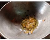 উচ্ছে পাতার পকোড়া (Ucche patar pakoda recipe in bengali) রেসিপির ধাপ 4 ছবি