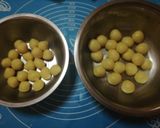 Foto langkah ke 4 dari resep Bakpia Kacang Hijau Pandan (renyah).