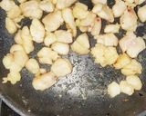 Foto langkah ke 3 dari resep Honey Garlic Chicken.