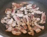 鹹豬肉炒高麗菜的食譜步驟2照片