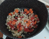 Foto del paso 2 de la receta: Guiso de lentejas rojas y espinacas al curry