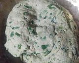 A picture of step 3 of Thepla.