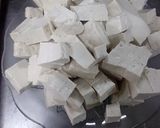 Foto langkah ke 1 dari resep Cah toge dan tahu putih.