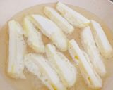 Hình bước làm 2 của món Khoai tây nhúng bột chiên giòn
