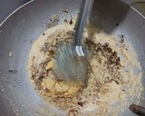 A picture of step 3 of Kutchi Adadiya paak.