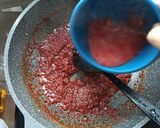 Gambar langkah 3 resipi Sambal udang strawberi masam manis.