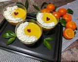 A picture of step 5 of Orange custard pie.