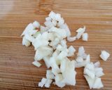 Foto del paso 2 de la receta: Garbanzos con gambas y almejas
