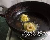 A picture of step 2 of Potato Roses.