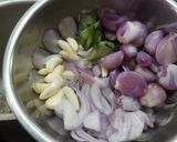 A picture of step 2 of Sprouted Moong dal gravy.