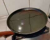 A picture of step 2 of Spanish Egg Omlette.