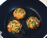 Foto del paso 4 de la receta: Hamburguesa de salmón