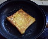 Foto langkah ke 3 dari resep French Toast (roti panggang).