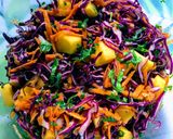 Foto del paso 2 de la receta Ensalada de lombarda tropical agripicante