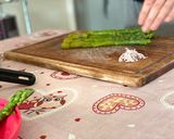 A picture of step 1 of Risotto with Asparagus Cream and Mushrooms.