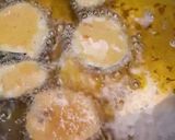 A picture of step 2 of Baingan Pakora.